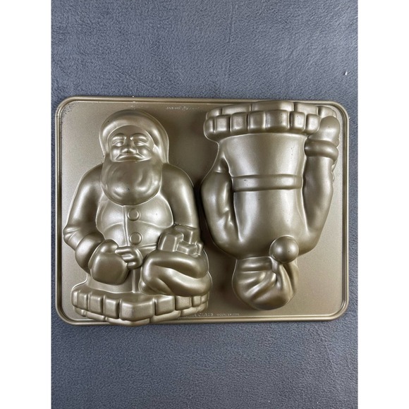 Nordic Ware Vintage Santa‎ Claus Cake Pan Heavy Cast Aluminium 10 Cups Christmas - Picture 1 of 7